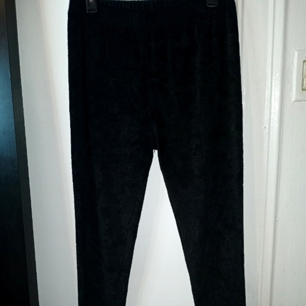CONNECTION black leggings